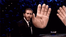 jake-gyllenhaal-hi.gif jake-gyllenhaal-hi.gif